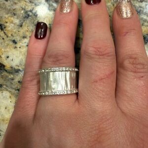 Sterling Silver Band Ring with diamondnique gems sz 7 1/2